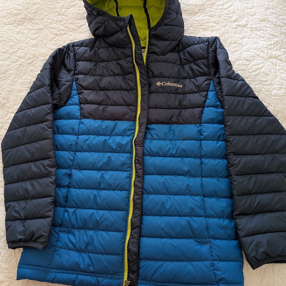Columbia Kids' Two-Tone Blue and Black Puffer Jacket